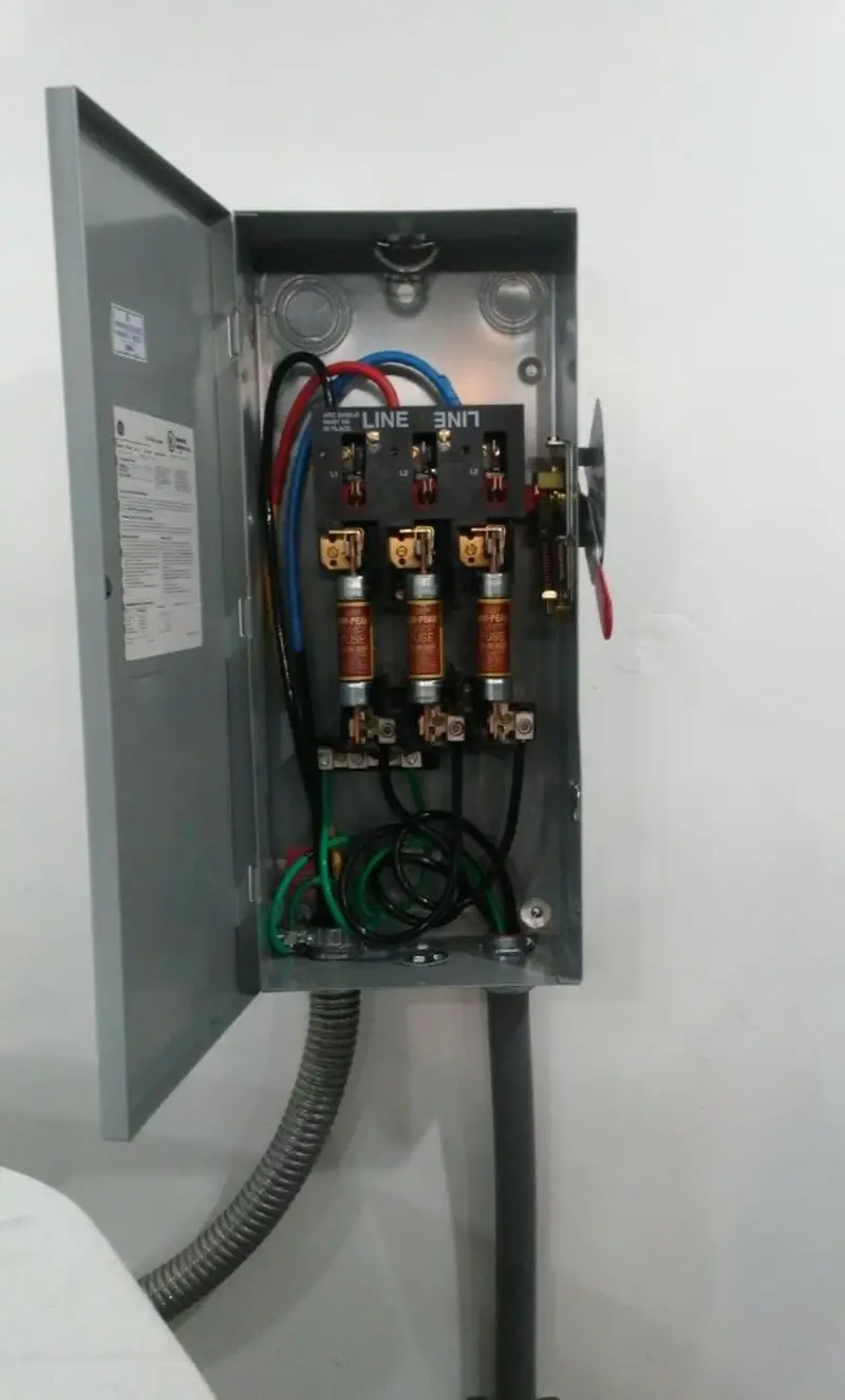 Three-phase disconnect switch installed for Smoke Detector Installation in Southern Shores